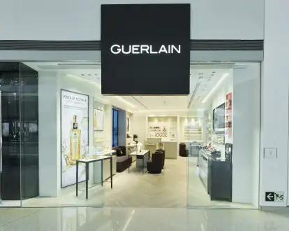 Guerlain Festival Walk Shop