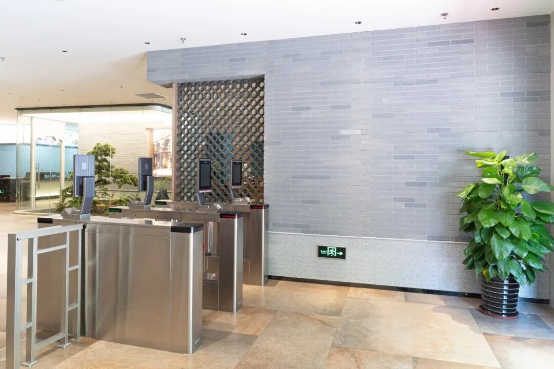 foamed ceramic wall panels